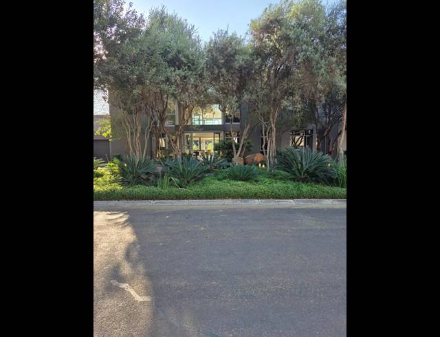 6 BEDROOM HOUSE FOR SALE IN THE ISLANDS ESTATES